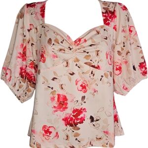 NWT Bebe Floral Printed Sweetheart Neckline Short Puffer Sleeve Top